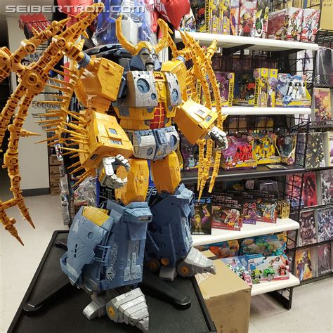 Transformers War for Cybertron: Trilogy Unicron Toy Gallery (Image #644 of 650)