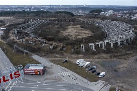 Vietimo Ministerija Inicijuoja Darbo Grup D L Nacionalinio Stadiono