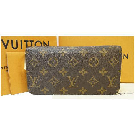 Louis Vuitton Zippy Long Monogram Wallet