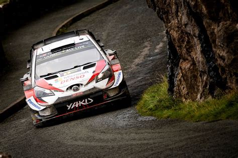 Ott Tänak se acerca a su primer título tras imponerse en el Rally de