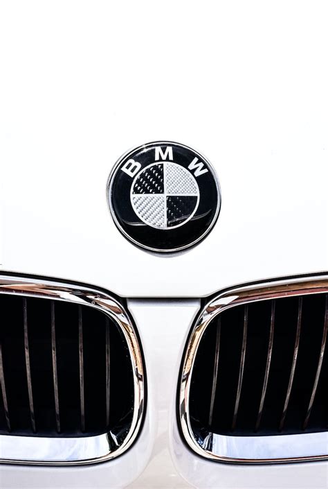 BMW LOGO 4K Wallpapers - Top Free BMW LOGO 4K Backgrounds - WallpaperAccess