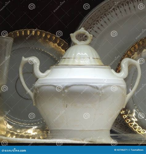 Royal Crockery Stock Image Image Of Dynasty Used Crockery 42746271