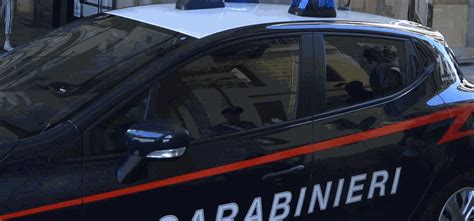 Nel Napoletano Uccide Il Fratello Con Cinque Coltellate Al Termine Di