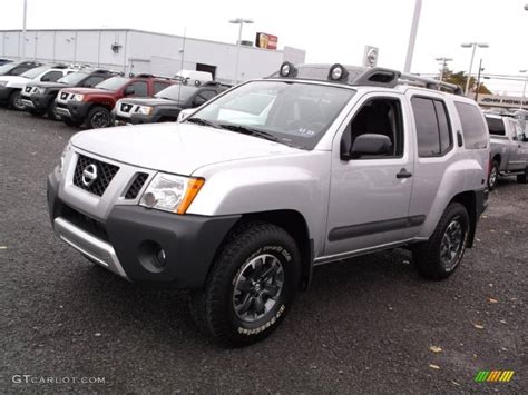 Brilliant Silver 2015 Nissan Xterra PRO 4X 4x4 Exterior Photo 98240612