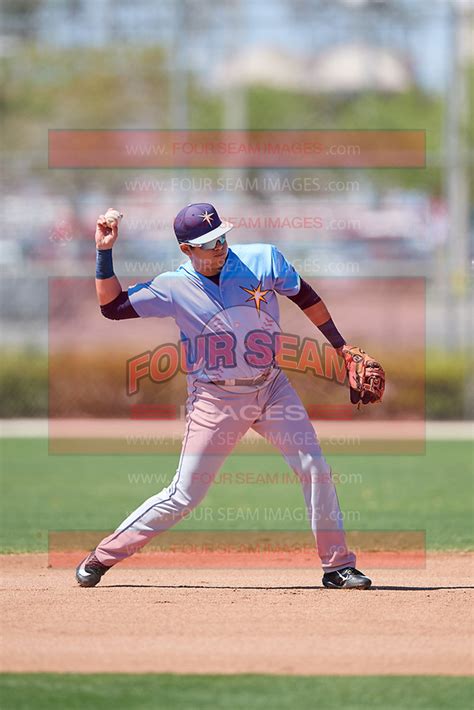 Jonathan Aranda Four Seam Images