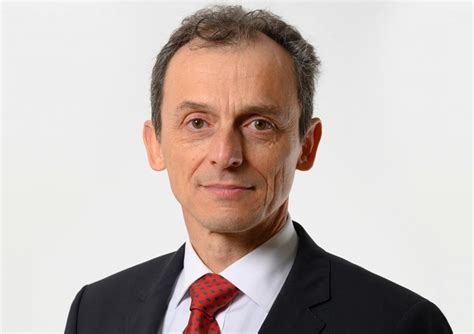 Pedro Duque Nuevo Presidente De Hispasat The Daily Television