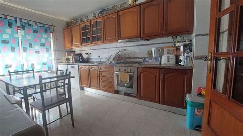 Apartamento T2 à venda na rua Pedro de Sintra s n Carregado e Cadafais