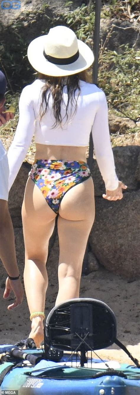 Jessica Biel Nude Pictures Photos Playboy Naked Topless Fappening