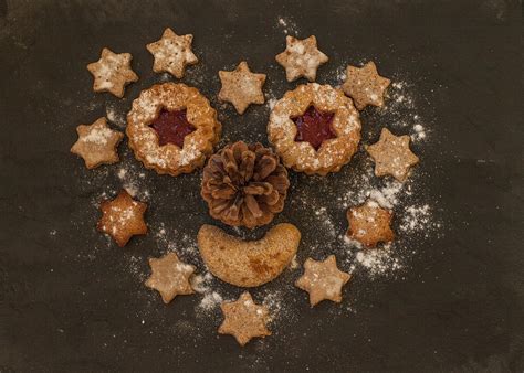 Sugar Free Christmas Cookies - Easy to bake at home