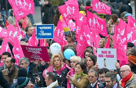 Paris Les Images De La Manifestation Contre Le Mariage Pour Tous