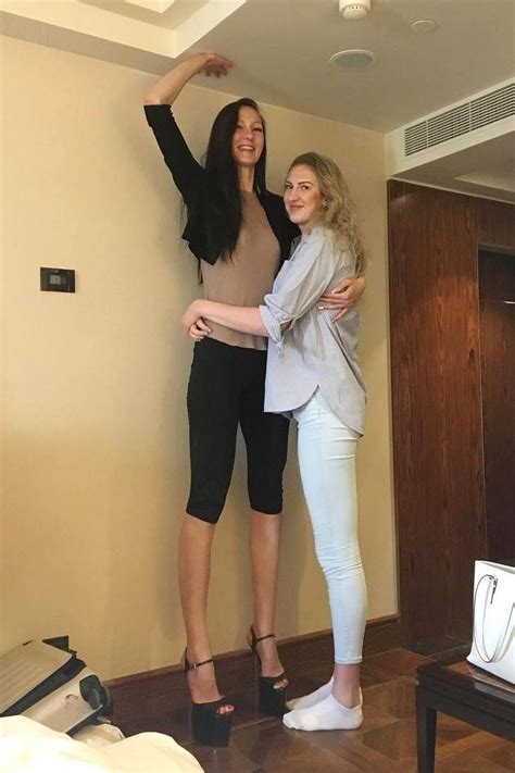 When 203cm Yulia Is Shorty By Zaratustraelsabio On Deviantart Giant People Tall People Tall