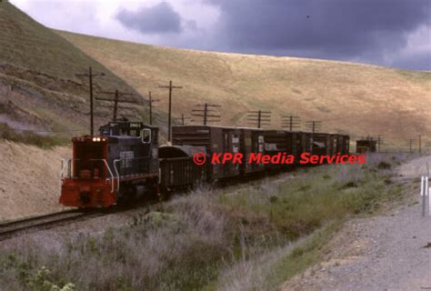 Rare Southern Pacific Sp Sw1500 No 2601 On Altamont Pass In April 1985 Antique Price Guide