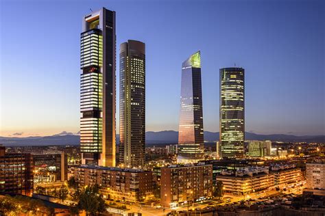 Las Cuatro Torres Son El Simbolo Del Madrid Moderno Torre Flickr