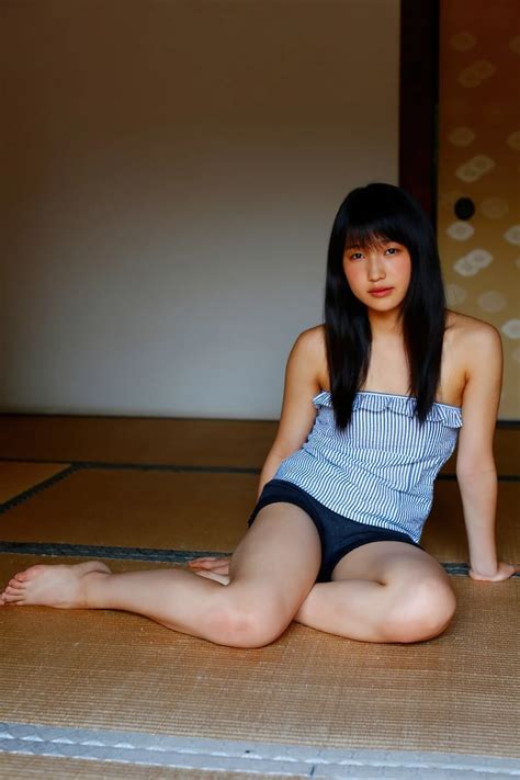 【鞘師里保の高画質エロ画像160枚】元モー娘。メンバーの初々しい水着グラビア│エロ画像まとめエロトック