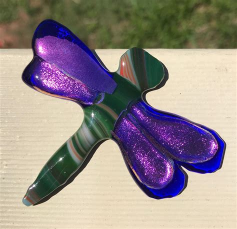 Stunning dragonfly | Glass artists, Dragonfly, Glass