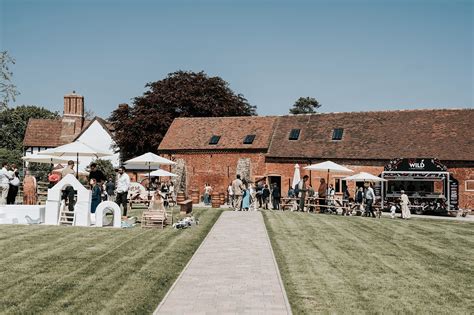 Moat Hall Barns Wedding Venue Bridebook