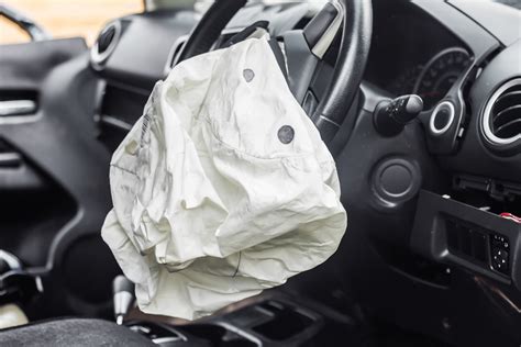 Everything you Need to Know About Airbags | Auto Body Repair Shop ...