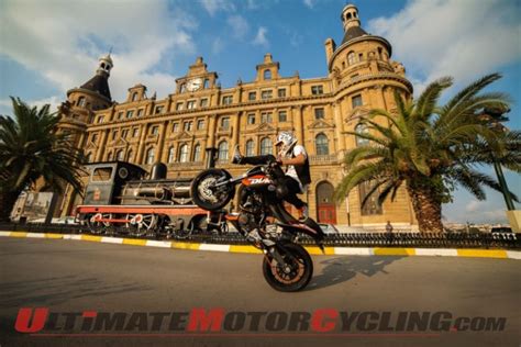 Rok Bagoros Stunts Istanbul Aboard Ktm 200 Duke Video