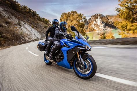 Articoli Su Suzuki Gsx S Gt Dueruote