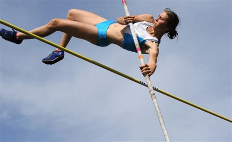 Salto Em Altura Sarrafo Como Funciona O Salto Em Altura Paralimpico