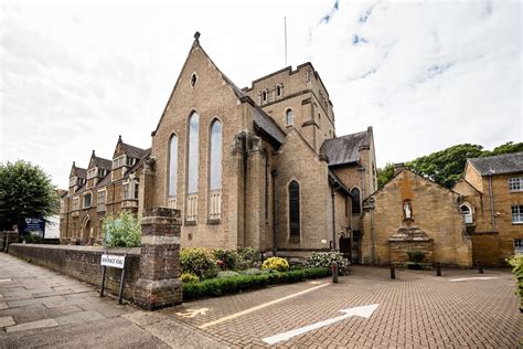 A small intimate wedding at Northampton Cathedral | Sarah Vivienne ...