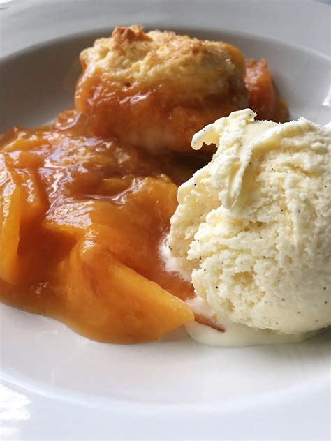 Old Fashioned Peach Cobbler Finding Your True Style Kitchen In The Hills