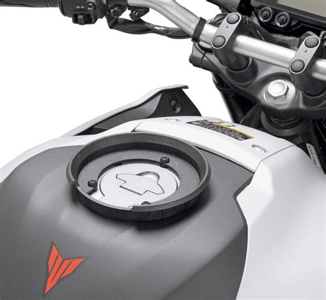 KIT ADAPTADOR BOLSO TANKLOCK GIVI YAMAHA MT 03 Domingo Torre y Cía Ltda