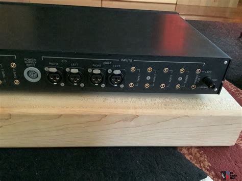 Mark Levinson No Solid Stage Preamplifier With Separate Power Supply