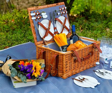 純正箱 Wicker Picnic Basket for 4 with Blanket Cooler Insulated Set High