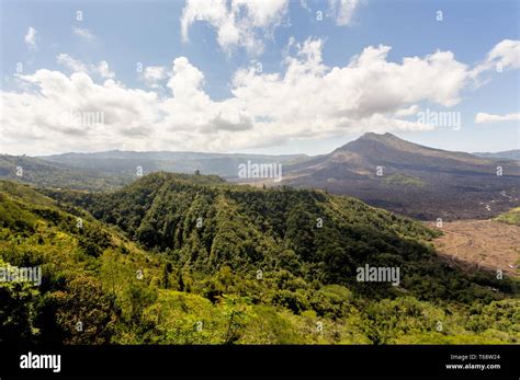 Gunung batur volcano abang volcano hi-res stock photography and images - Alamy