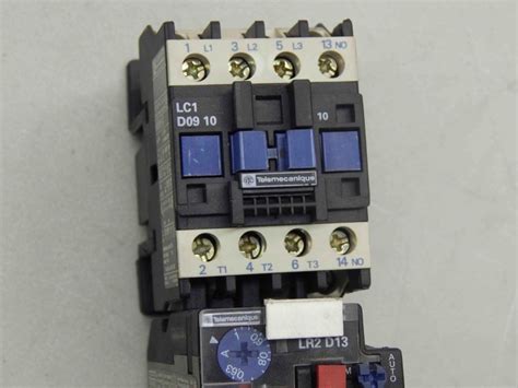 520 Telemecanique Lc1 D09 10 120V Coil Contactor LR2 D1305 0 63 1A