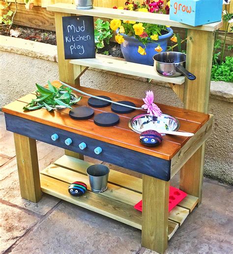 Mud Pie Anyone These Mud Kitchens For Kids Are Perfect For Sensory O