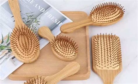 Benefits Of A Wooden Hairbrush And How To Use It