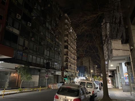 En Entre Y Los Vecinos Exigen Que Reparen Una Luminaria Que No