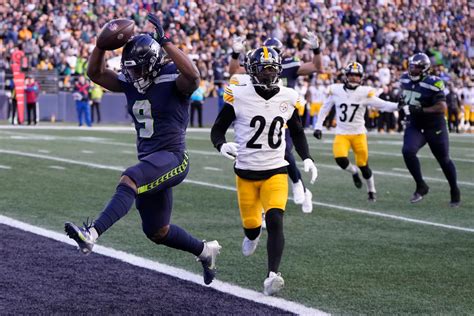 Real Hawk Talk Episode 298 Seahawks Vs Steelers Week 17 Post Game Show