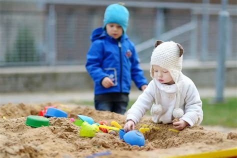 Best Sandbox Toys | Little Hands and Gears At Work!