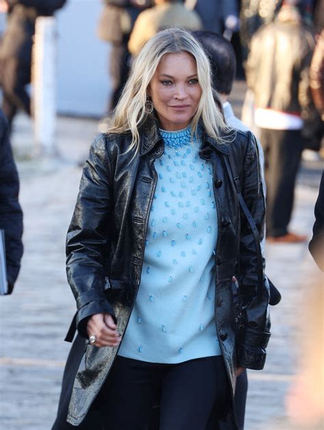 Vid O Photos Kate Moss La Fashion Week De Paris Sublime