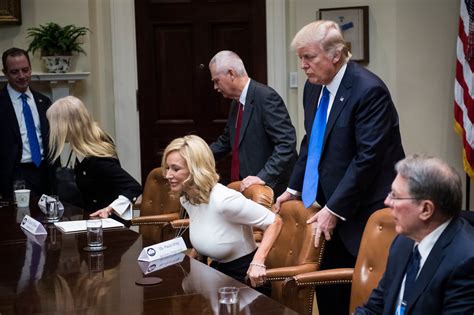 ‘raised Up By God Televangelist Paula White Compares Trump To Queen