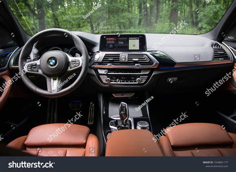 1813 Bmw Dash Images Stock Photos And Vectors Shutterstock