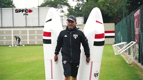 São Paulo FC on Twitter Último treino antes do Majestoso e um bate