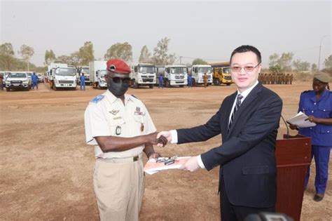 ActuNiger Burkina la Chine fait un important don de matériels