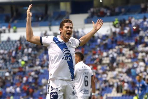 Primero El Puebla Y Ahora México Santiago Ormeño Ya Es Seleccionado De Perú México