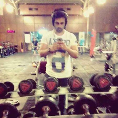 Arhaan Behll Wiki, Biography, Girlfriend, Family, Wife, Serials & More