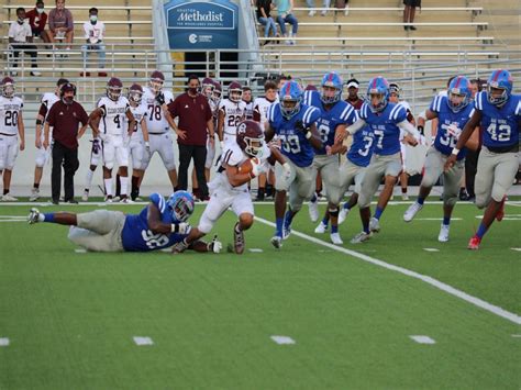 Hs Football Oak Ridge Defense Stands Tall In Season Opening Win