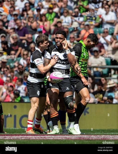 Seta Tamanivalu Of The Barbarians Celebrates His Try During The Killik