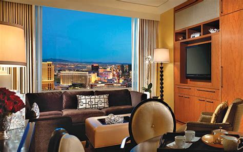 Trump Rooms & Suites | Photos & Info | Las Vegas Hotels