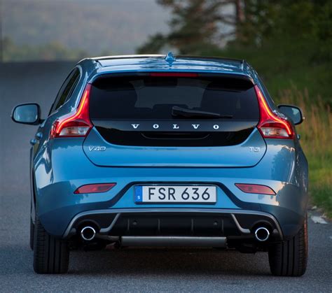 Volvo V40 R-Design - model year 2016 - Volvo Cars Global Media Newsroom