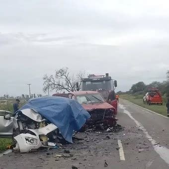 Volc Un Cami N Que Transportaba Aceite En La Autopista Rosario C Rdoba