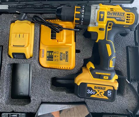 Гайковерт Dewalt