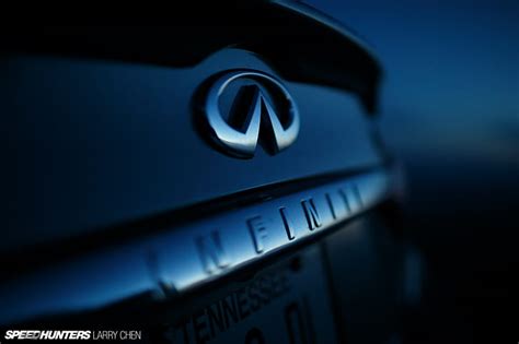 Hd Wallpaper Infiniti Logo Macro Night Hd Cars Wallpaper Flare